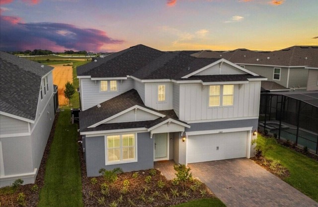 8 Bedrooms/6 Bathrooms/Windsor Cay (15803CC)