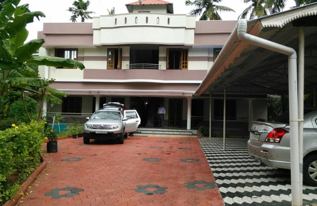 8 BHK Gran casa para estancias cortas en Trivandrum