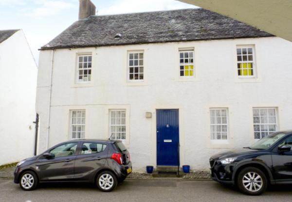 8 Cathedral Street