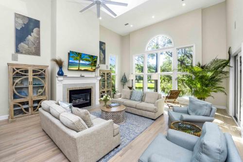 8 Greensward Road by Akers Ellis Rentals