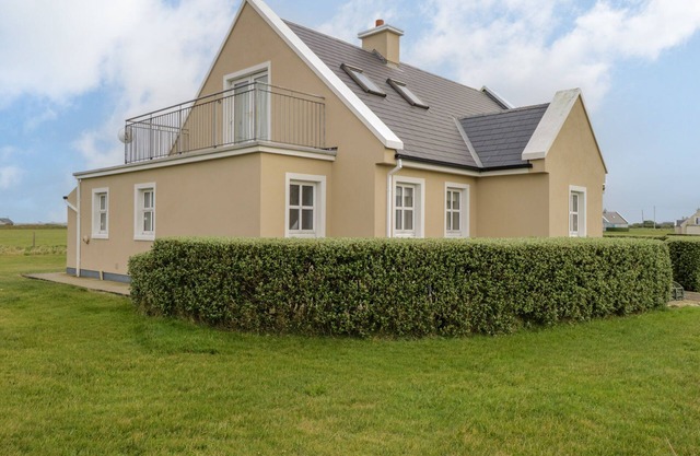 8 LIOS NA SIOGA, family friendly in Belmullet, County Mayo