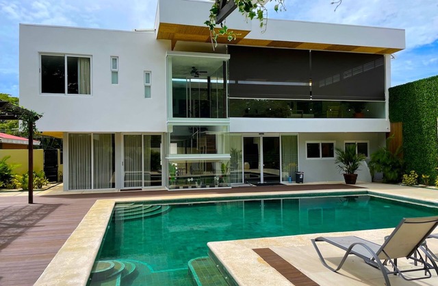 8 Master Bedrooms - VIP Brand New Modern Private Compound