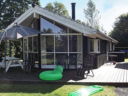 8 person holiday home in Hadsund