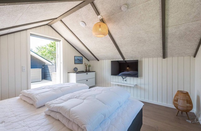 8 person holiday home in Blåvand