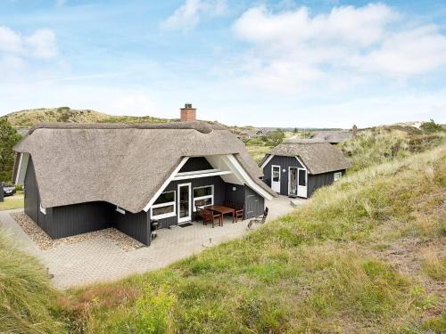8 person holiday home in Henne