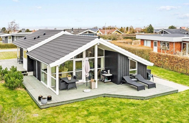 8 person holiday home in Bogense-By Traum