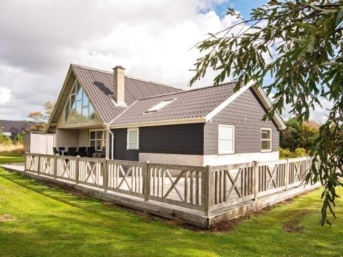8 person holiday home in Ulfborg-By Traum
