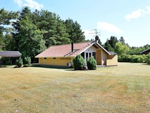 8 person holiday home in Oksbøl-By Traum