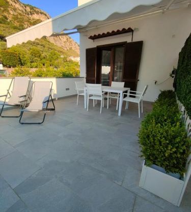 80062 Cute House - De Vivo Realty Meta di Sorrento