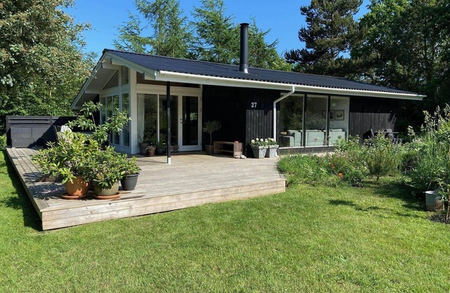 8226 Knebel - Apollovej 27