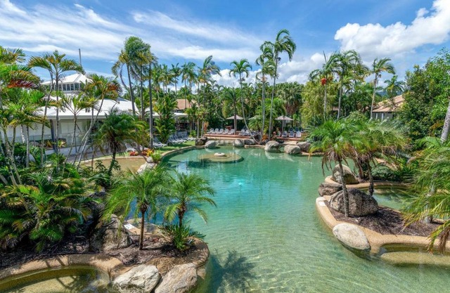 84 Reef Resort