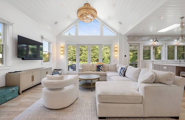 8BR Hamptons Estate w/ Heated Pool & Hot Tub – Only August 24th Onward Remaining