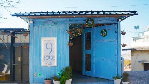 9 Bows - Landour