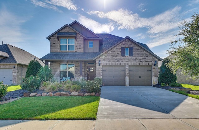 9 Mi to Frisco Square: Stylish Home w/ Backyard