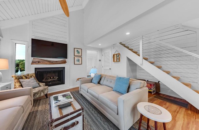 903 Sealoft Villa