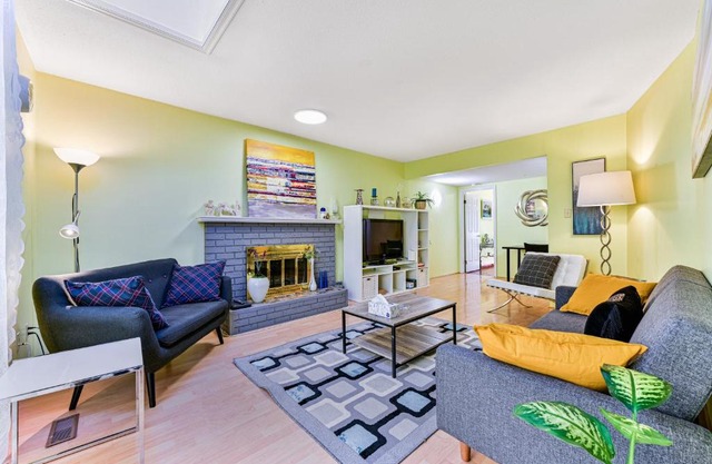 9071 Danyluk Court, Richmond BC V7A 4Y9
