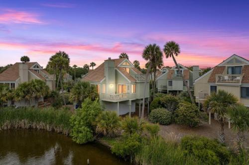 936 Sealoft Villa
