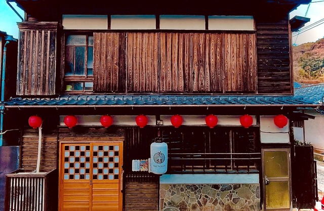 A 1minute walk to the port next to the entrance / Karatsu Saga