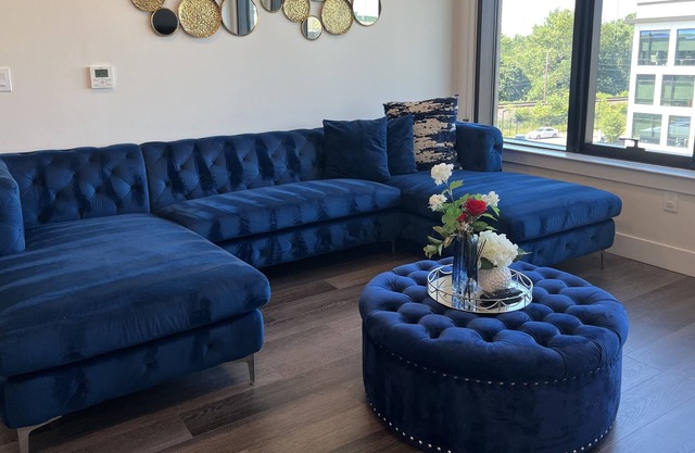 A 2 BDR Resort like Apt Near EWR Airport