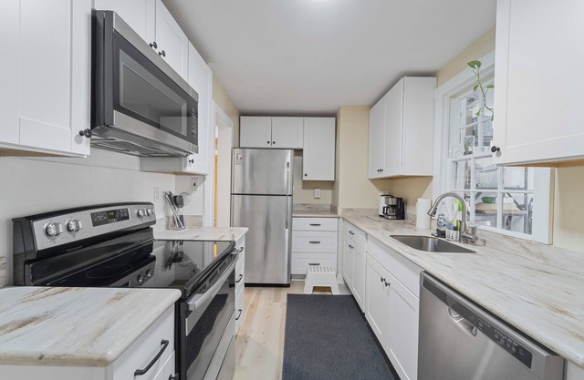 A 3-bedroom house just a 20-minute walk from historic Harpers Ferry.