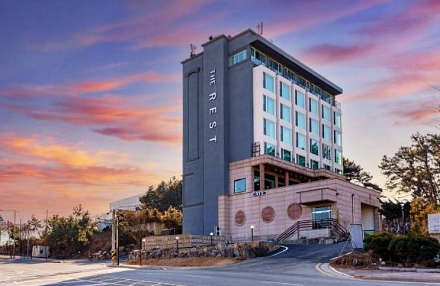 A 3-star hotel close to Incheon Airport with a warm and friendly atmosphere