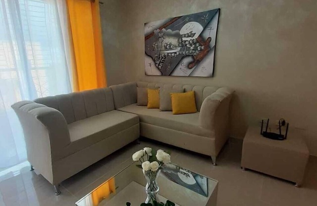 Hermoso apartamento con vista al mar
