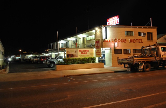 A & A Lodge Motel Emerald