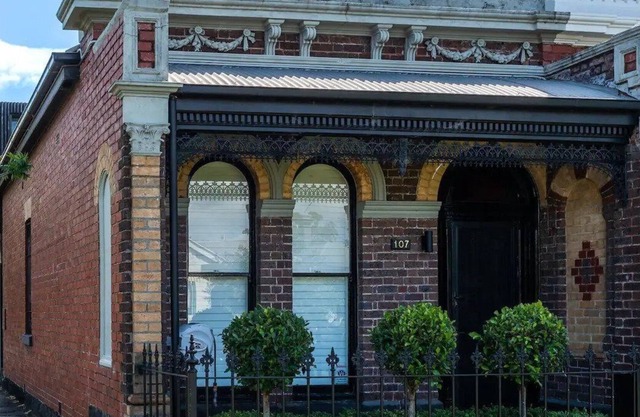 A+ Architecturally Awesome, Albert Park Abode