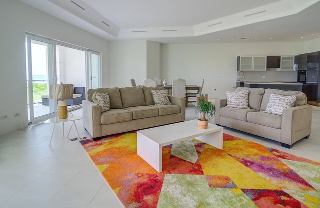 A BEAUTIFUL Beachfront Listing in The Bahamas! 1W