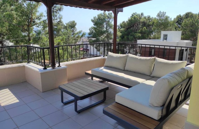 A beautiful peaceful villa 10 minutes walk from the beach