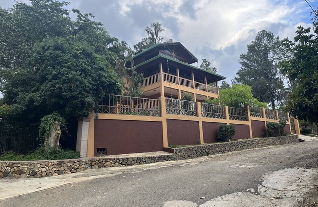 Un hermoso refugio en la cadena montañosa más alta del Caribe.