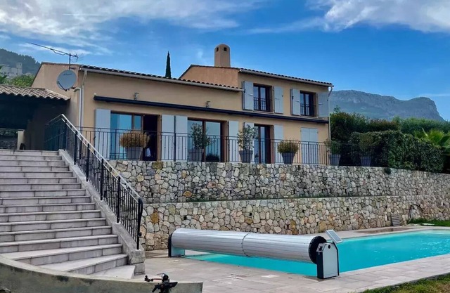 A Beautiful Villa Nested In The French Riviera