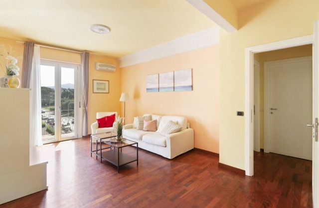 A big flat for rent in Florence by Mmega