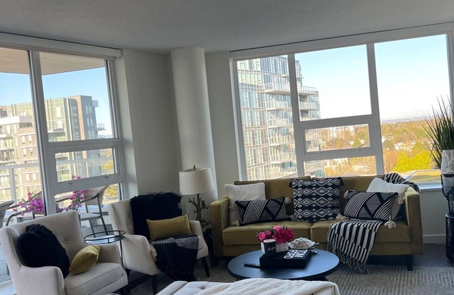 A Brand New Luxury apartment in Richmond,200 mts from Skytrain and Mall.