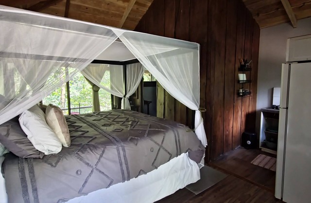 Cabaña junto al río,perfecta para desconectar de la realidad y descansar