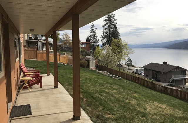 Una cómoda suite de 2 habitaciones para sus vacaciones en el sur / centro de Okanagan