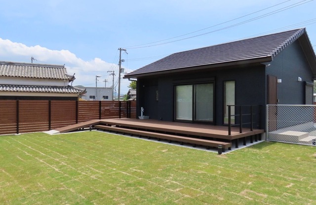 A cottage for rent based on the concept of spendi / Sumoto Hyōgo