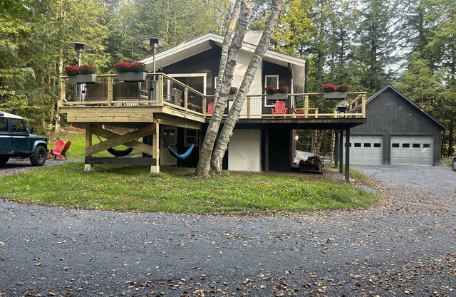 A cozy family retreat perfectly located between Stowe Village & Trapp’s Lodge