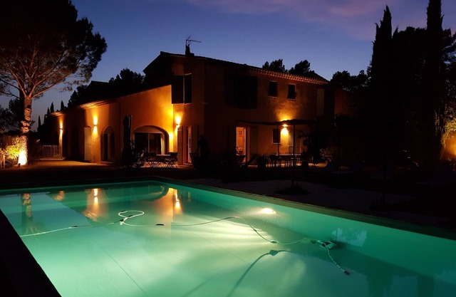 Promoción WK Pentecostés 200a noche LA VILLA finca vinícola ecológica a las 10 AIX