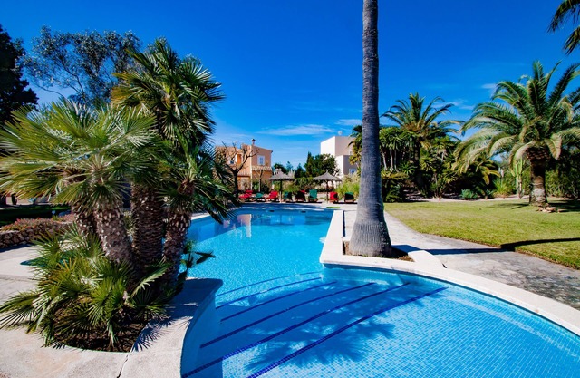 Una finca en el lugar - bungaló con piscina, gran jardín, pista de petanca y más...