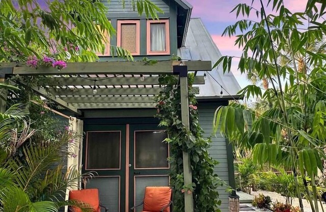 A-Frame Escape at Gulfport Garden Oasis!