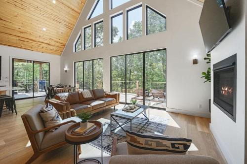 A-Frame of Mind - Modern Farmhouse