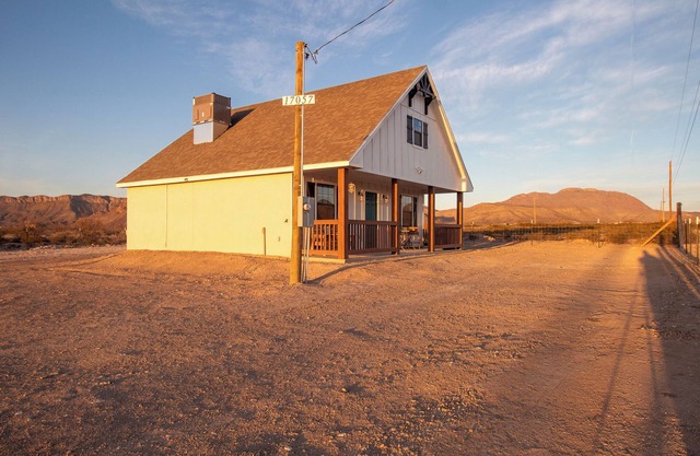 A-Frame On The Rocks! *RV CONNECTION ONSITE*