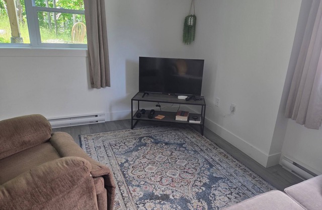 A Gorgeous 1bedroom Walkout Basement in a Serene Environment