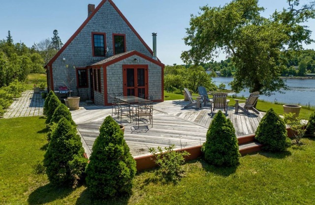 A Hidden Paradise in Maine