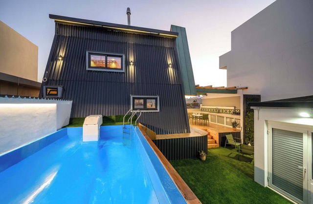 A-Home Villa, Private Pool & Relaxing HotTub Oasis