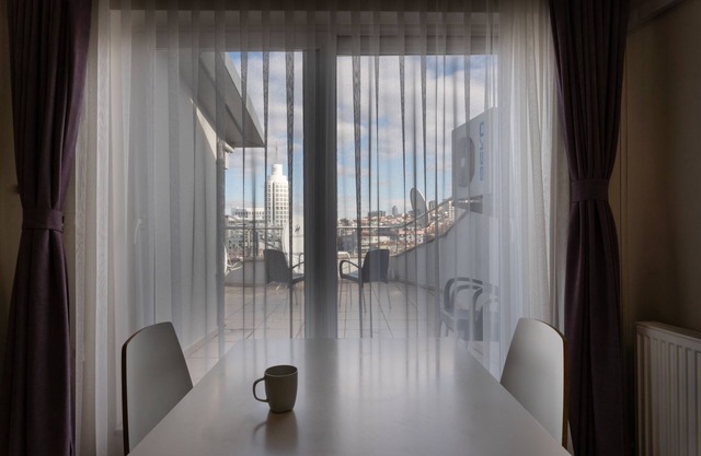 A Hotels & Suites