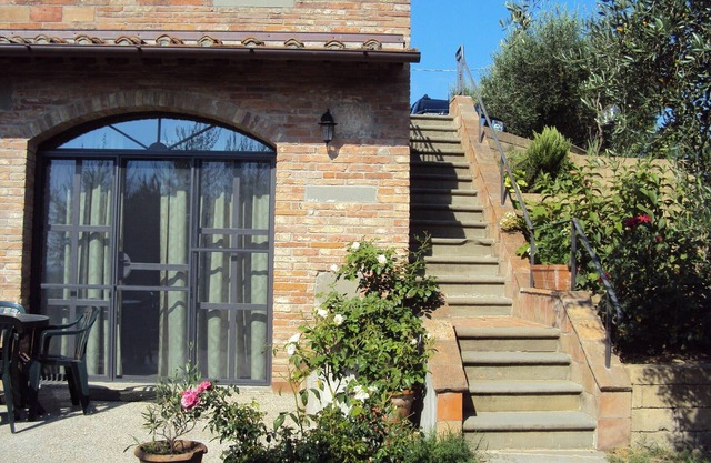Apartamento con piscina en las colinas de Toscana