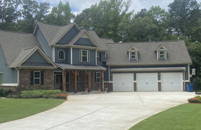 A jewel in Historic Fayetteville GA