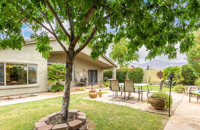 A JEWEL IN THE DESERT